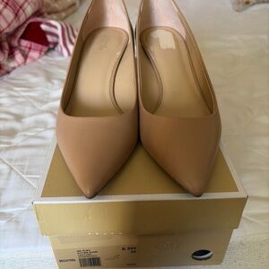 Michael Kors MK-Flex Kitten Tan Pump 8.5